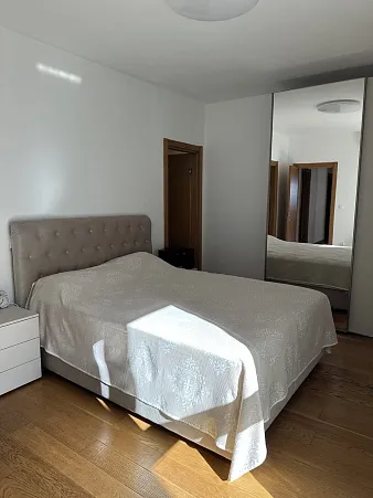 Spacious sea-view apartment in Rafailovici — 122 m², garage included